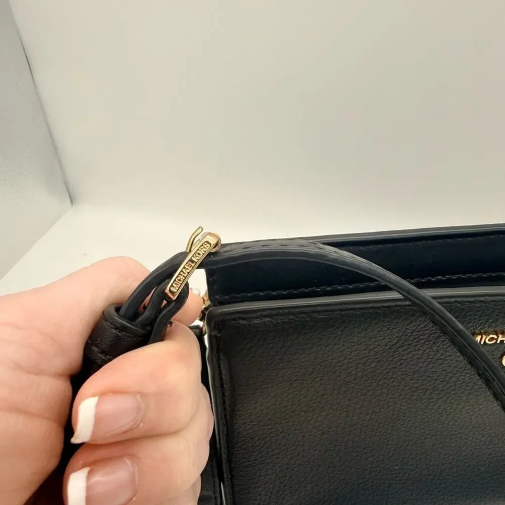 Michael Kors Valerie Small Pebbled Leather Crossbody - Black/Gold